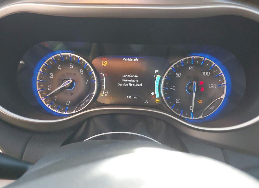 Photo 7 of 2023 Chrysler Pacifica TOURING L (VIN 2C4RC1BG4PR546556)