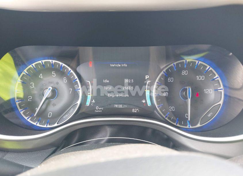 Photo 7 of 2023 Chrysler Pacifica TOURING L (VIN 2C4RC1BG4PR553460)