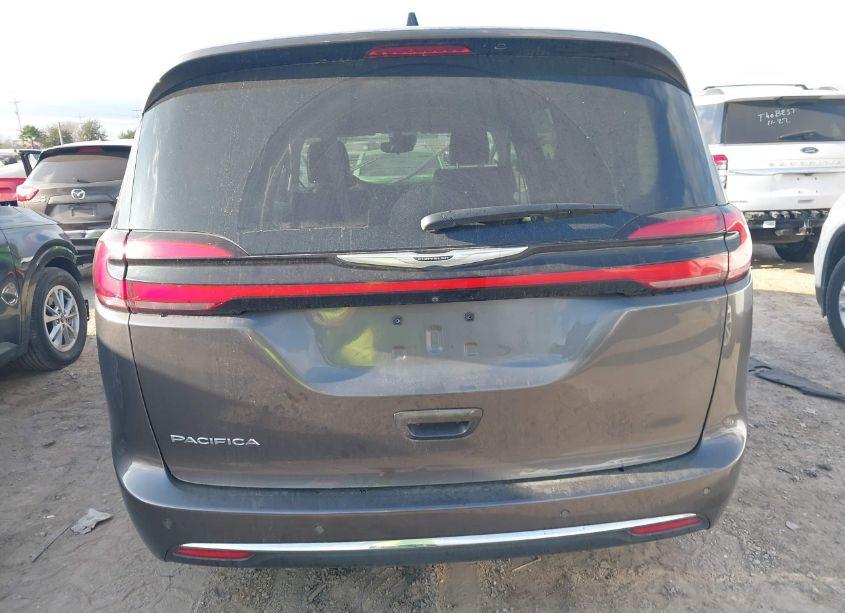 Photo 16 of 2023 Chrysler Pacifica TOURING L (VIN 2C4RC1BG4PR553796)