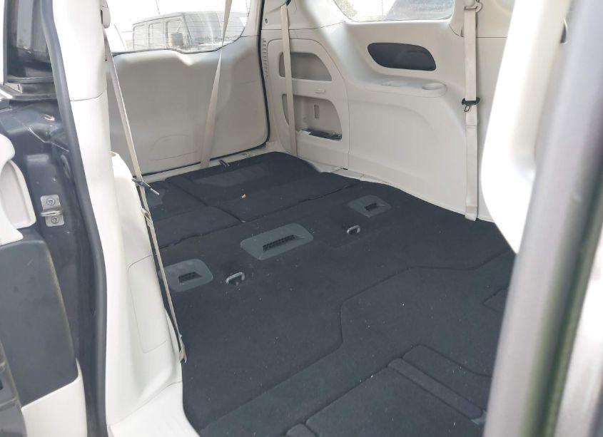 Photo 8 of 2023 Chrysler Pacifica TOURING L (VIN 2C4RC1BG4PR553796)