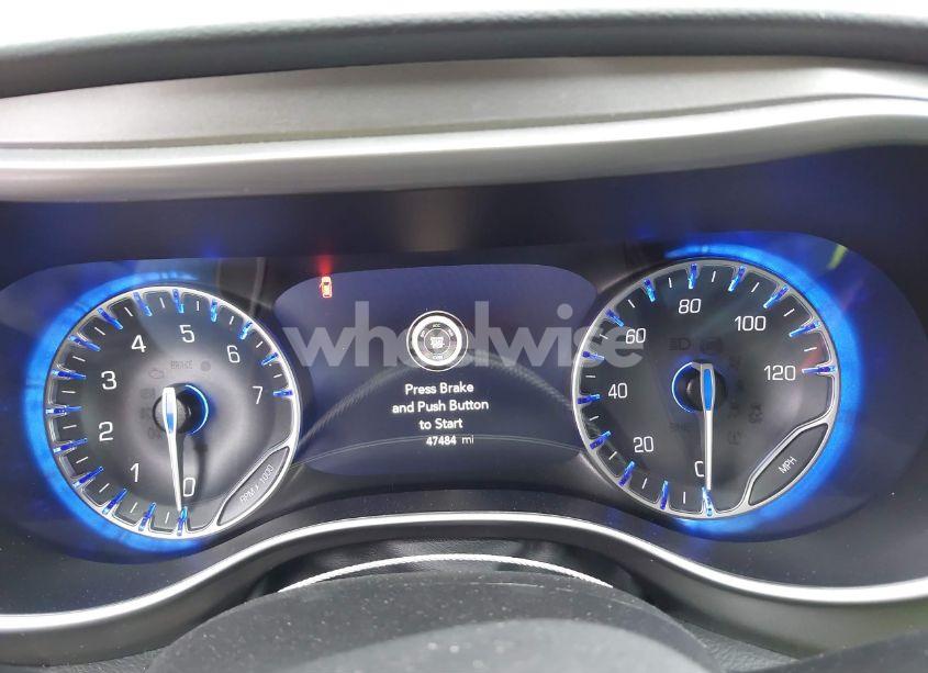 Photo 7 of 2023 Chrysler Pacifica TOURING L (VIN 2C4RC1BG4PR625354)