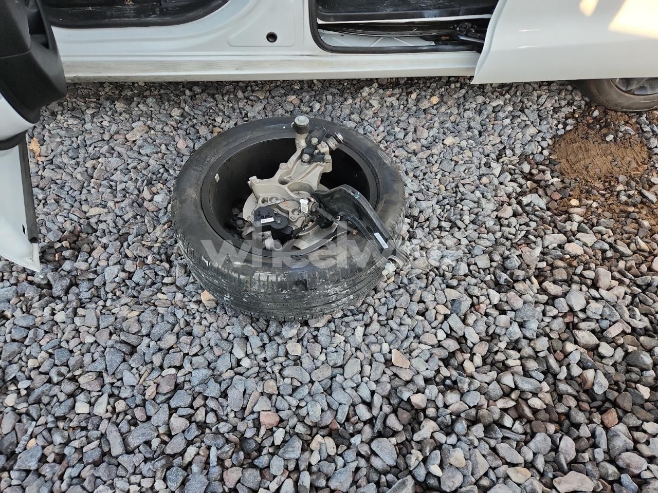 Photo 13 of 2024 CHRYSLER PACIFICA TOURING L (VIN 2C4RC1BG4RR111264)