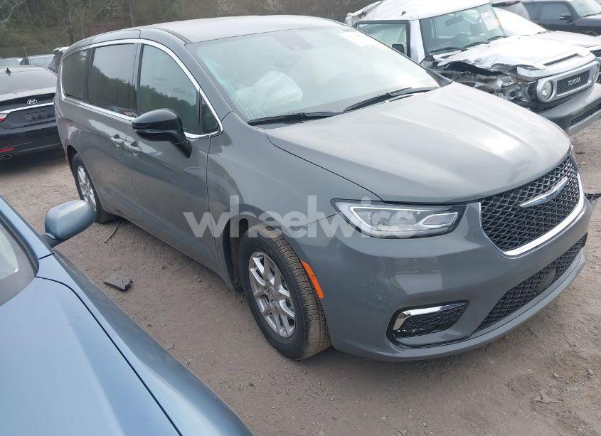 2025 Chrysler Pacifica SELECT (VIN 2C4RC1BG4SR532455) main photo