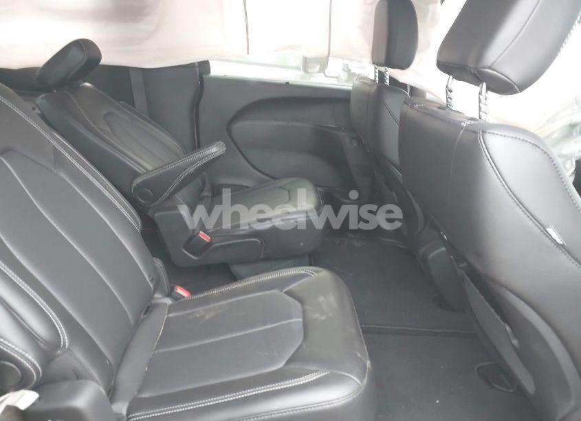 Photo 8 of 2025 Chrysler Pacifica SELECT (VIN 2C4RC1BG4SR532455)