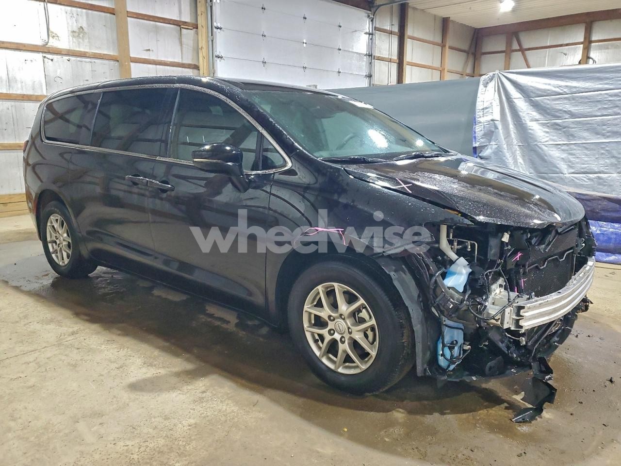 Photo 4 of 2025 CHRYSLER PACIFICA SELECT (VIN 2C4RC1BG4SR581333)