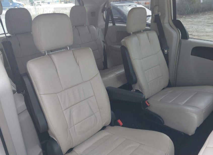 Photo 8 of 2012 Chrysler Town & COUNTRY TOURING (VIN 2C4RC1BG5CR162456)