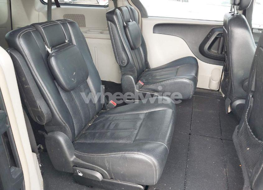 Photo 8 of 2012 Chrysler Town & COUNTRY TOURING (VIN 2C4RC1BG5CR299610)