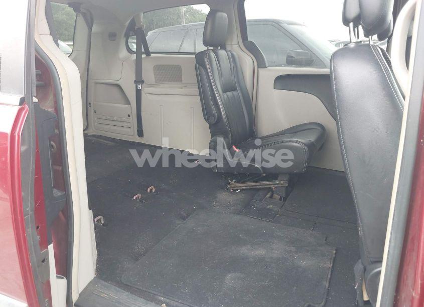 Photo 8 of 2012 Chrysler Town & COUNTRY TOURING (VIN 2C4RC1BG5CR301355)