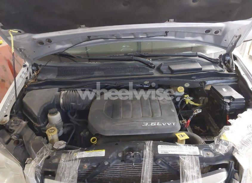 Photo 10 of 2012 Chrysler Town & COUNTRY TOURING (VIN 2C4RC1BG5CR312663)