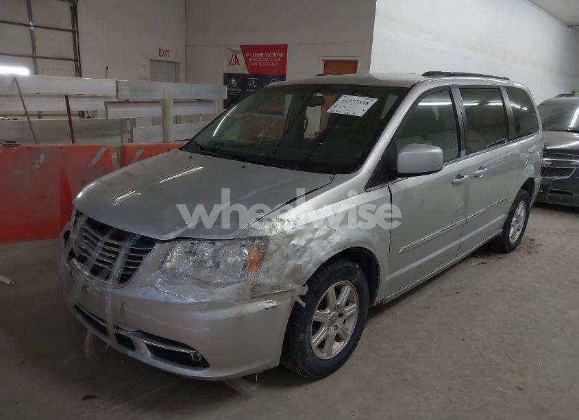 Photo 2 of 2012 Chrysler Town & COUNTRY TOURING (VIN 2C4RC1BG5CR312663)