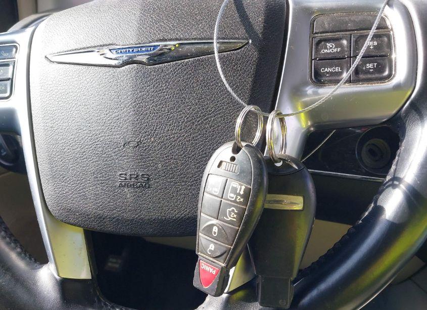 Photo 11 of 2012 Chrysler Town & COUNTRY TOURING (VIN 2C4RC1BG5CR362057)