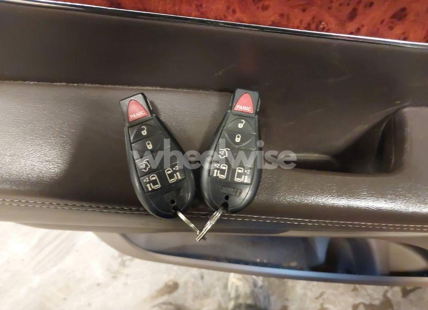 Photo 11 of 2013 Chrysler Town & COUNTRY TOURING (VIN 2C4RC1BG5DR510578)