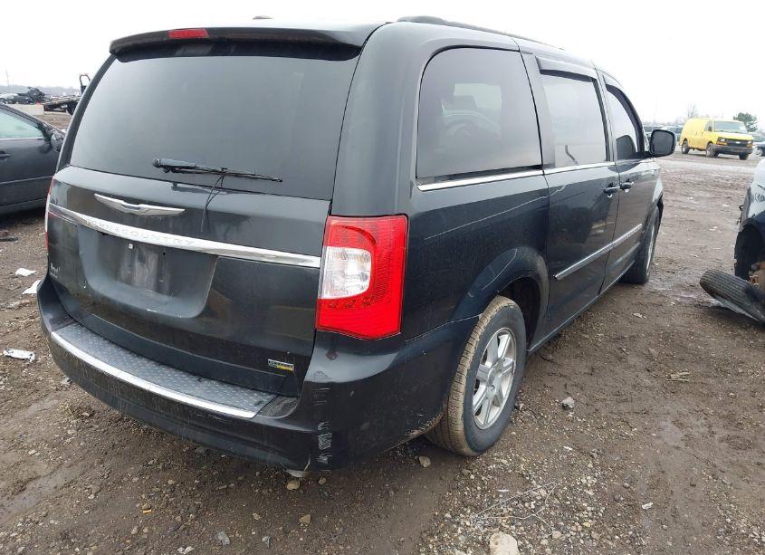 Photo 4 of 2013 Chrysler Town & COUNTRY TOURING (VIN 2C4RC1BG5DR528935)