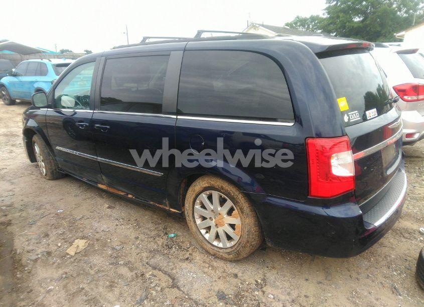 Photo 3 of 2013 Chrysler Town & COUNTRY TOURING (VIN 2C4RC1BG5DR659623)