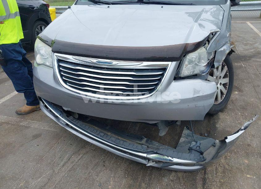 Photo 6 of 2013 Chrysler Town & COUNTRY TOURING (VIN 2C4RC1BG5DR674901)