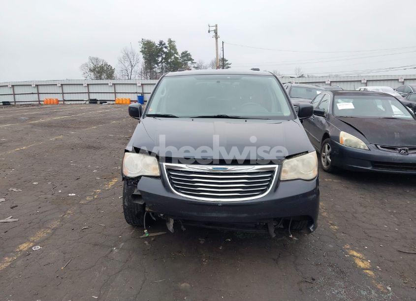 Photo 12 of 2013 Chrysler Town & COUNTRY TOURING (VIN 2C4RC1BG5DR689642)