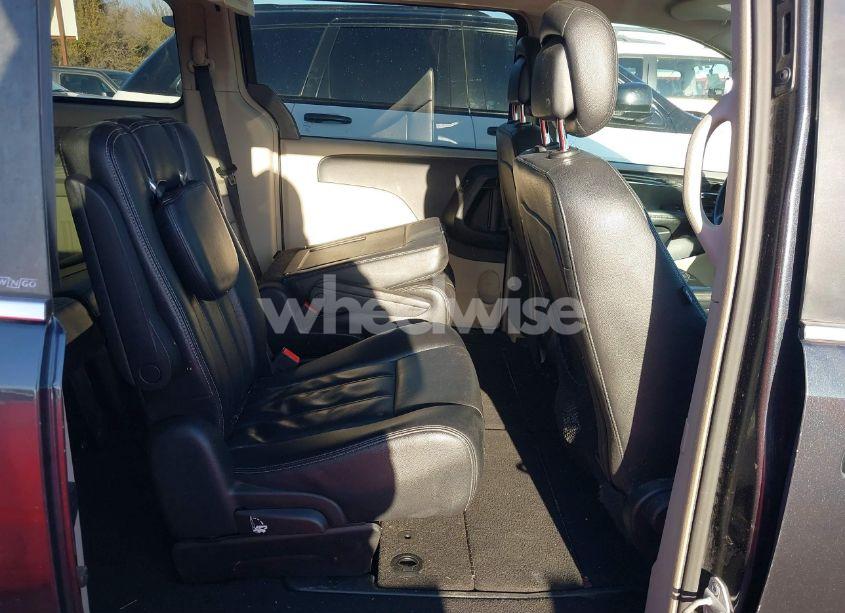 Photo 8 of 2013 Chrysler Town & COUNTRY TOURING (VIN 2C4RC1BG5DR689933)