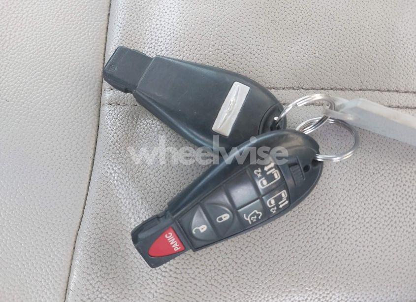 Photo 11 of 2013 Chrysler Town & COUNTRY TOURING (VIN 2C4RC1BG5DR690161)