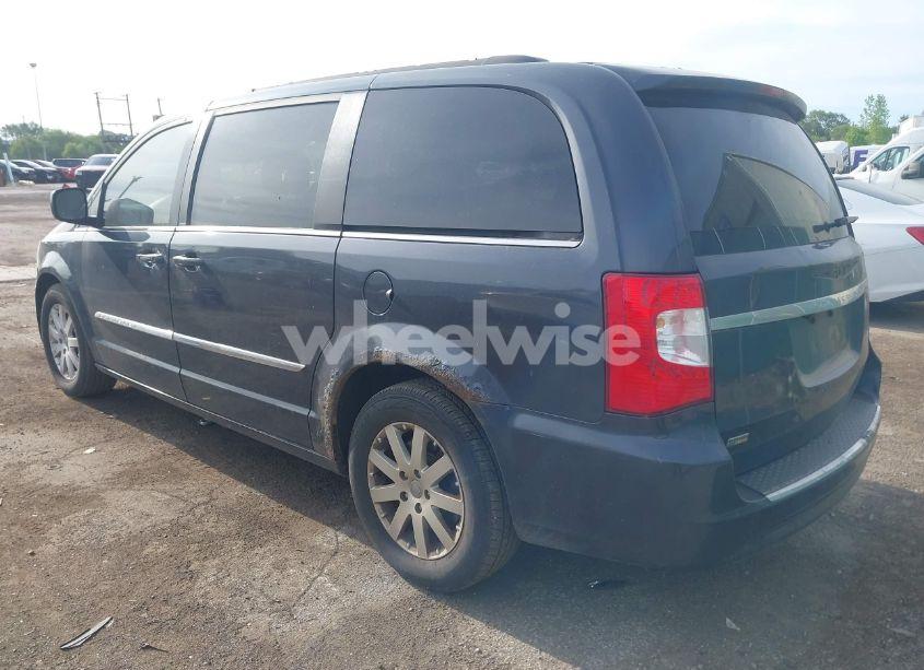 Photo 3 of 2013 Chrysler Town & COUNTRY TOURING (VIN 2C4RC1BG5DR690161)