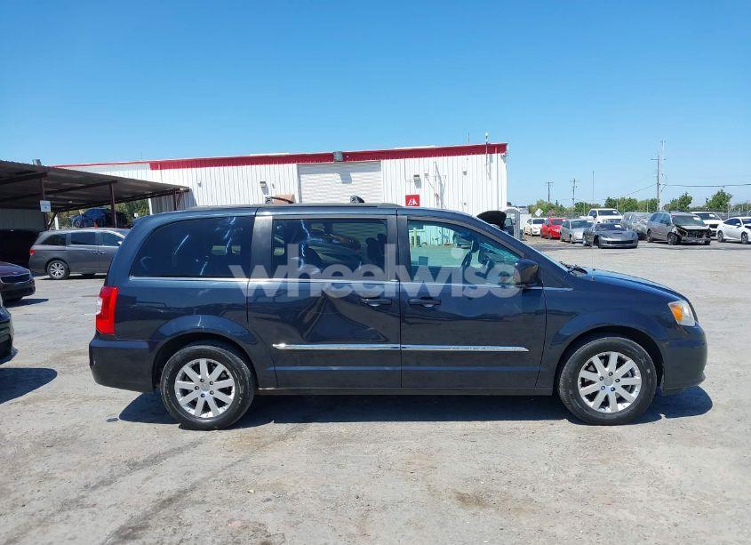 Photo 13 of 2013 Chrysler Town & COUNTRY TOURING (VIN 2C4RC1BG5DR734451)