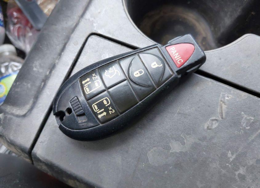 Photo 11 of 2013 Chrysler Town & COUNTRY TOURING (VIN 2C4RC1BG5DR737477)