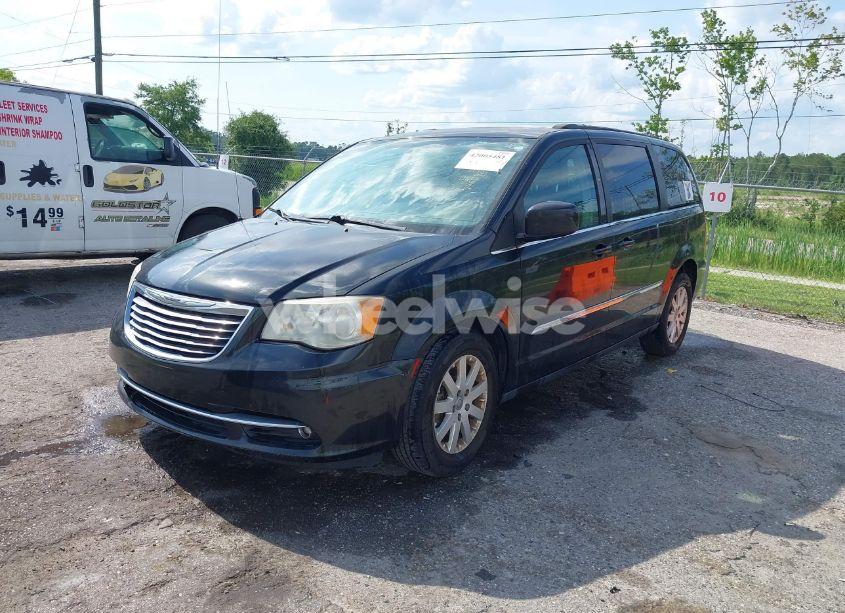 Photo 2 of 2013 Chrysler Town & COUNTRY TOURING (VIN 2C4RC1BG5DR742792)