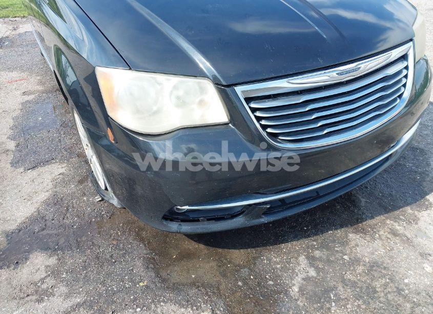 Photo 6 of 2013 Chrysler Town & COUNTRY TOURING (VIN 2C4RC1BG5DR742792)