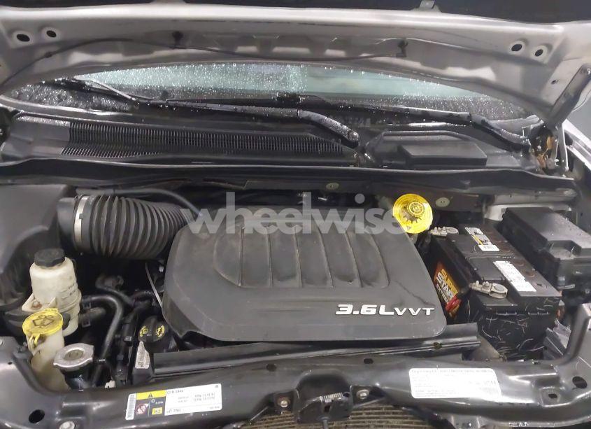 Photo 10 of 2013 Chrysler Town & COUNTRY TOURING (VIN 2C4RC1BG5DR768003)