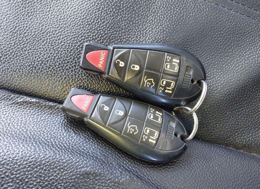 Photo 11 of 2013 Chrysler Town & COUNTRY TOURING (VIN 2C4RC1BG5DR769653)