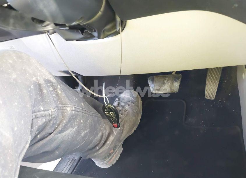 Photo 11 of 2013 Chrysler Town & COUNTRY TOURING (VIN 2C4RC1BG5DR821170)