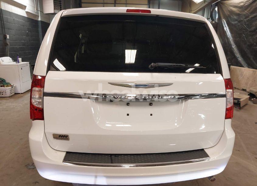 Photo 17 of 2014 Chrysler Town & COUNTRY TOURING (VIN 2C4RC1BG5ER133008)