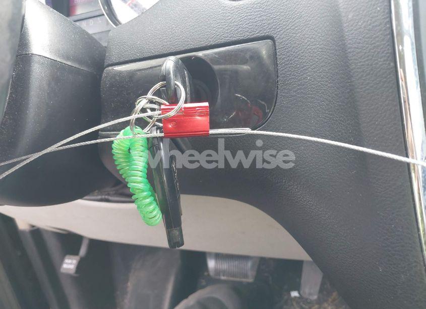 Photo 11 of 2014 Chrysler Town & COUNTRY TOURING (VIN 2C4RC1BG5ER231522)