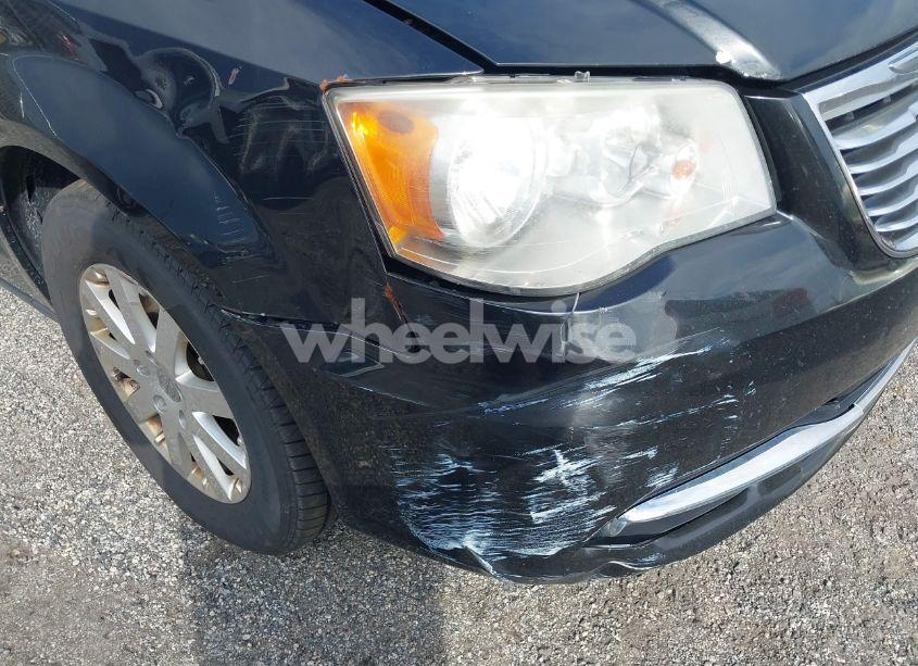 Photo 14 of 2014 Chrysler Town & COUNTRY TOURING (VIN 2C4RC1BG5ER231522)