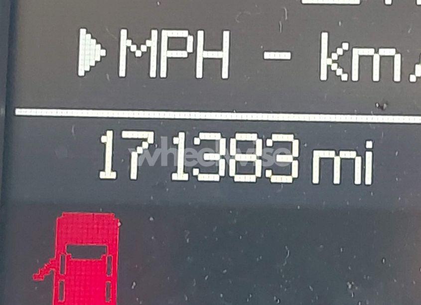 Photo 12 of 2014 Chrysler Town & COUNTRY TOURING (VIN 2C4RC1BG5ER249731)