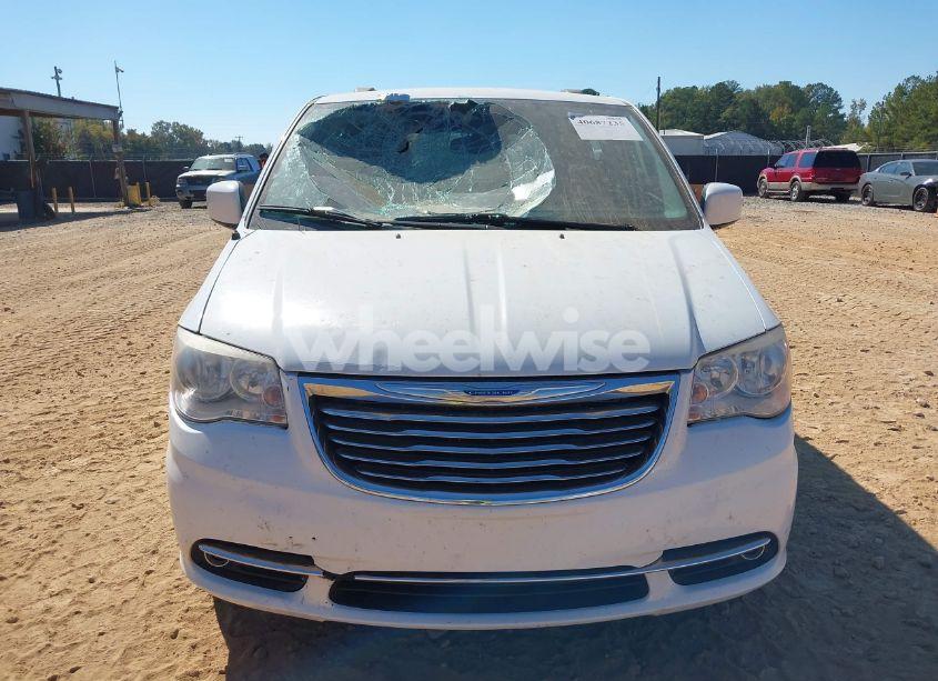 Photo 12 of 2014 Chrysler Town & COUNTRY TOURING (VIN 2C4RC1BG5ER256257)