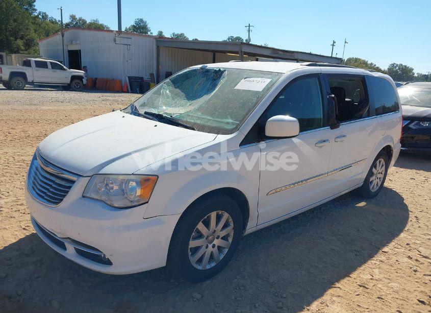 Photo 2 of 2014 Chrysler Town & COUNTRY TOURING (VIN 2C4RC1BG5ER256257)