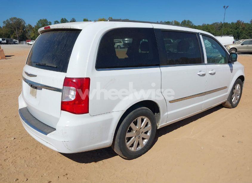 Photo 4 of 2014 Chrysler Town & COUNTRY TOURING (VIN 2C4RC1BG5ER256257)