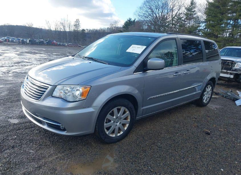 Photo 2 of 2014 Chrysler Town & COUNTRY TOURING (VIN 2C4RC1BG5ER259398)