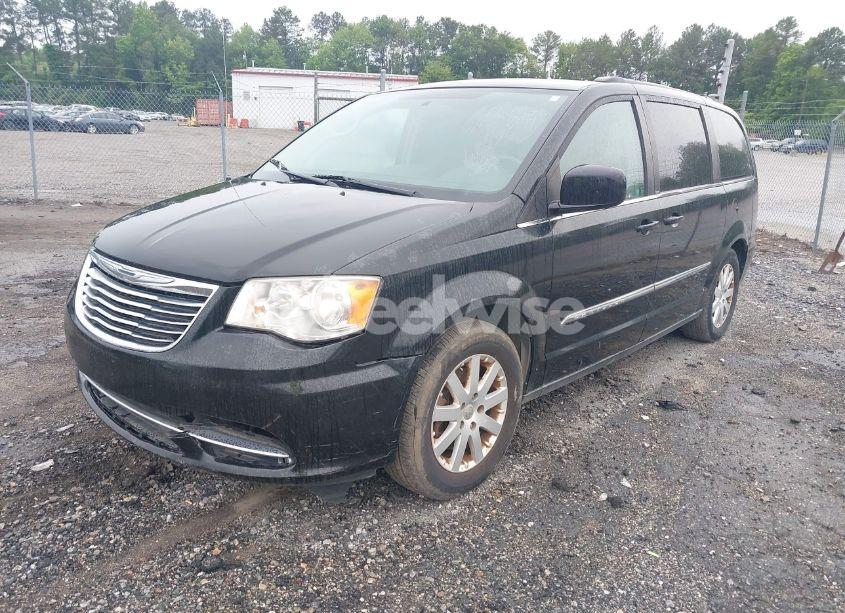 Photo 2 of 2014 Chrysler Town & COUNTRY TOURING (VIN 2C4RC1BG5ER304467)