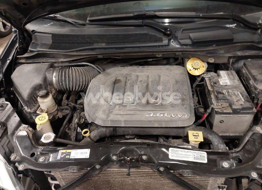 Photo 10 of 2014 Chrysler Town & COUNTRY TOURING (VIN 2C4RC1BG5ER325321)