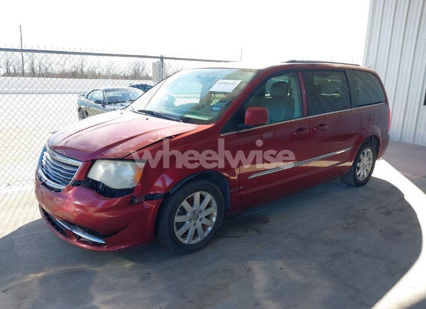 Photo 2 of 2014 Chrysler Town & COUNTRY TOURING (VIN 2C4RC1BG5ER343222)