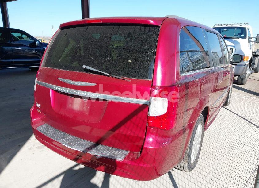 Photo 4 of 2014 Chrysler Town & COUNTRY TOURING (VIN 2C4RC1BG5ER343222)