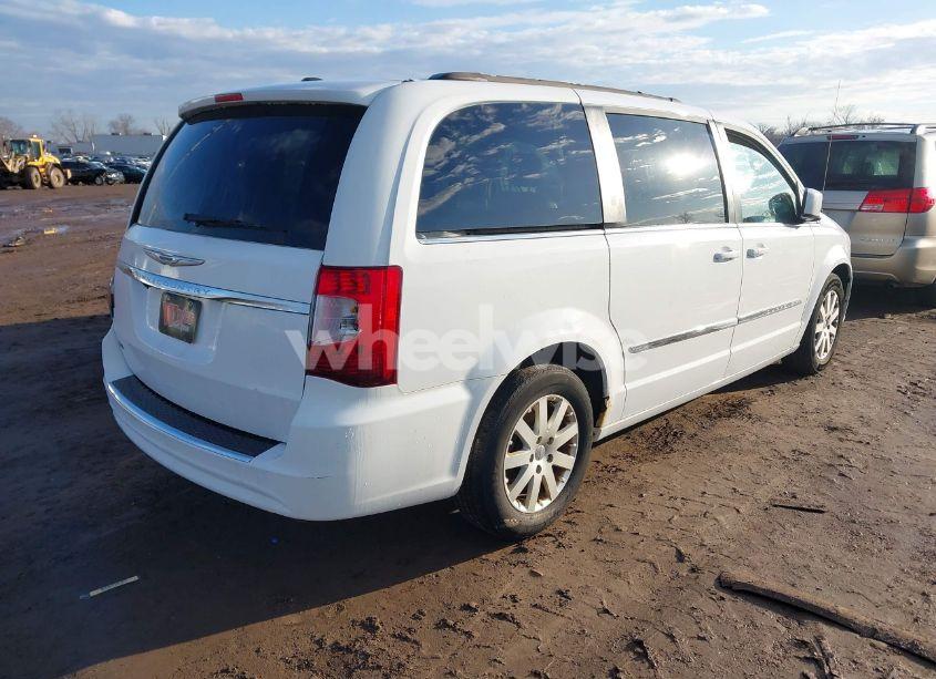 Photo 4 of 2014 Chrysler Town & COUNTRY TOURING (VIN 2C4RC1BG5ER343804)