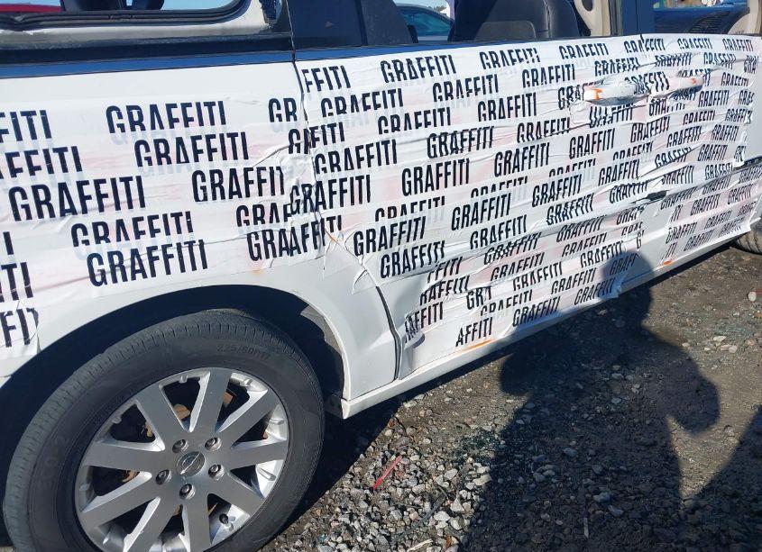 Photo 18 of 2014 Chrysler Town & COUNTRY TOURING (VIN 2C4RC1BG5ER396163)