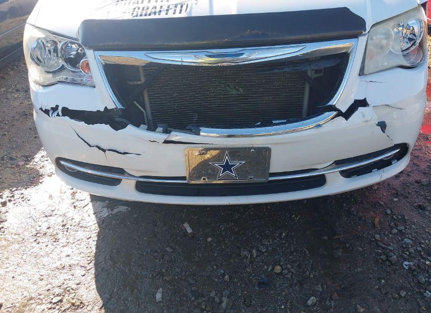 Photo 20 of 2014 Chrysler Town & COUNTRY TOURING (VIN 2C4RC1BG5ER396163)