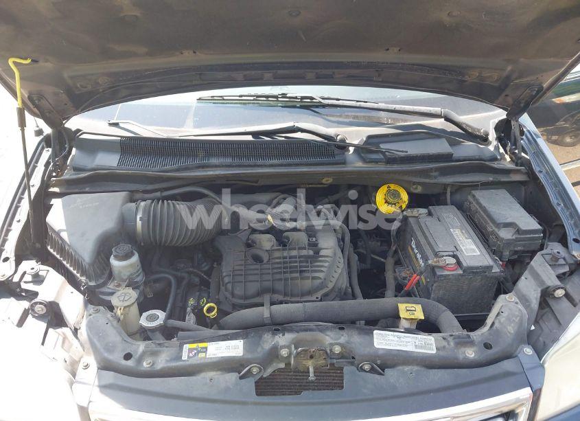 Photo 10 of 2014 Chrysler Town & COUNTRY TOURING (VIN 2C4RC1BG5ER403175)