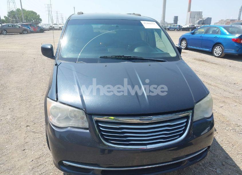 Photo 6 of 2014 Chrysler Town & COUNTRY TOURING (VIN 2C4RC1BG5ER403175)