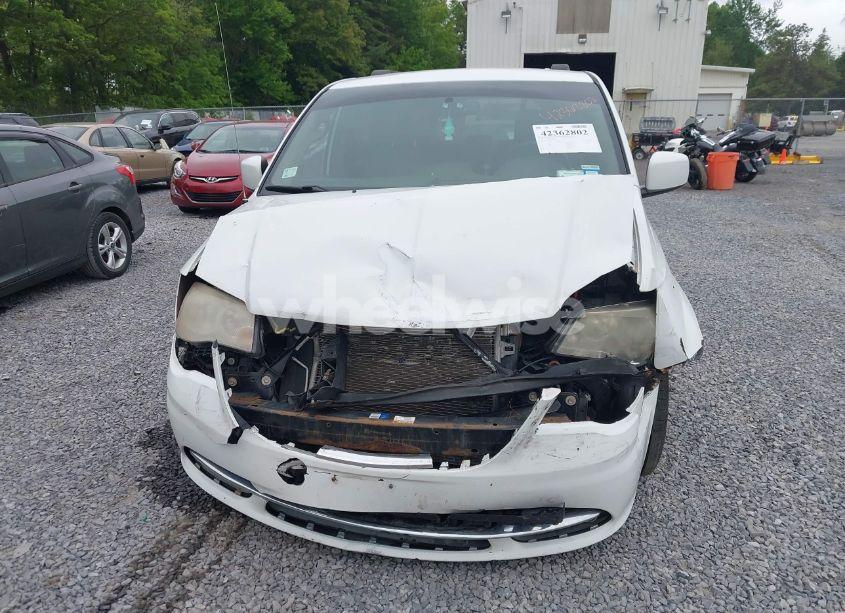 Photo 12 of 2014 Chrysler Town & COUNTRY TOURING (VIN 2C4RC1BG5ER444549)