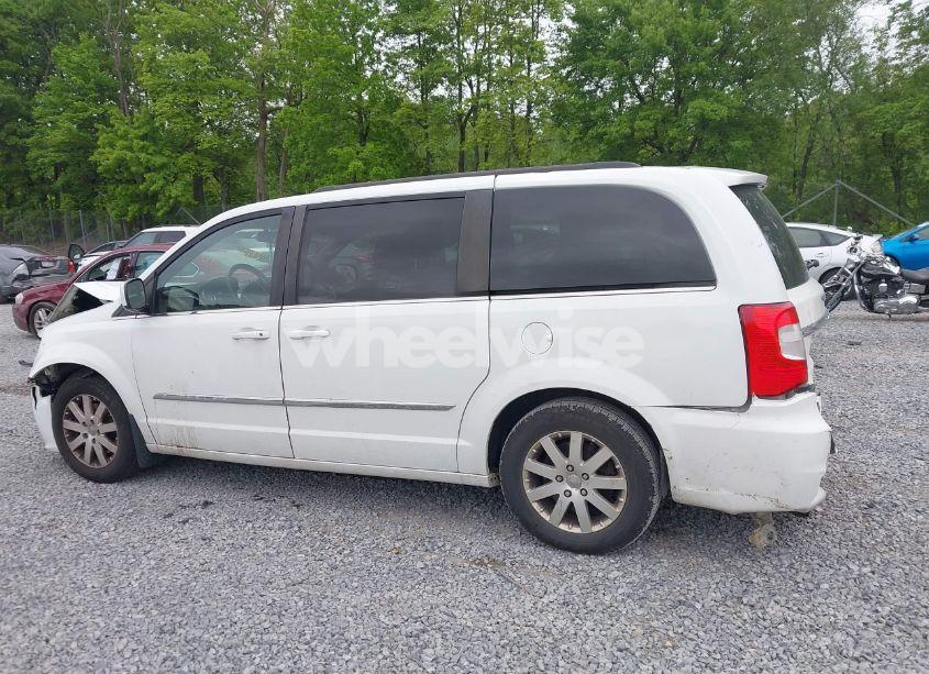 Photo 14 of 2014 Chrysler Town & COUNTRY TOURING (VIN 2C4RC1BG5ER444549)