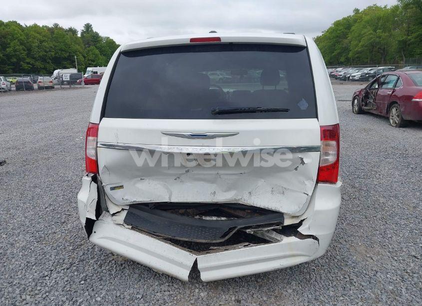 Photo 16 of 2014 Chrysler Town & COUNTRY TOURING (VIN 2C4RC1BG5ER444549)